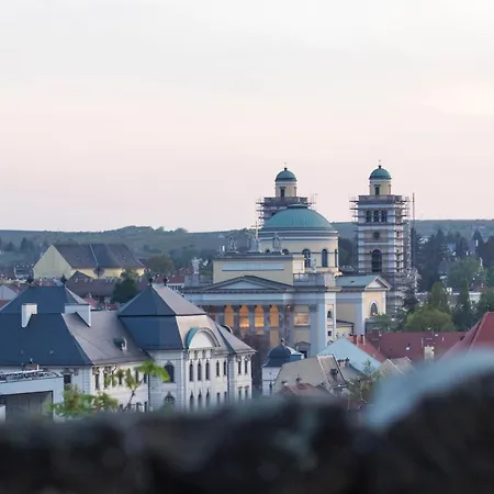 Gardonyi Apartamento Eger